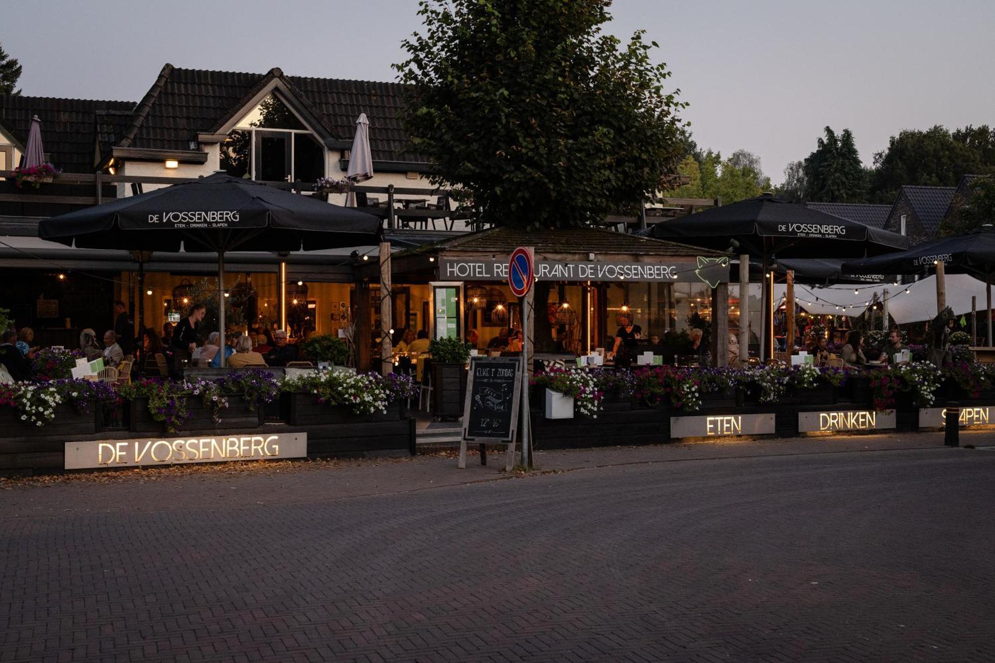 Hotel Restaurant 'De Vossenberg' Vierhouten Eksteriør billede